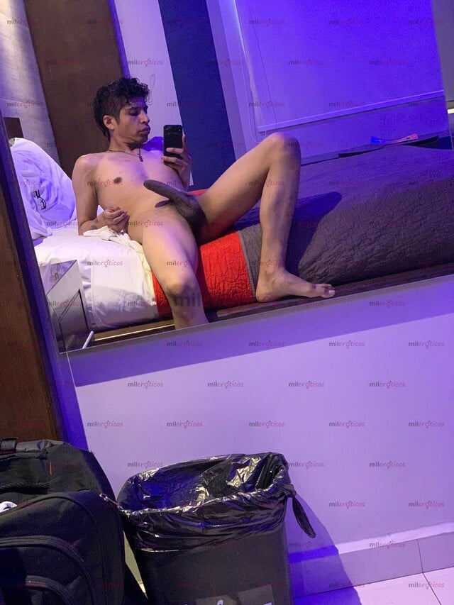FOTOS DE EMIR 21CM DE PITO DISPUESTO A TODO LO QUE QUIERAS NO TENGO LIMITES
