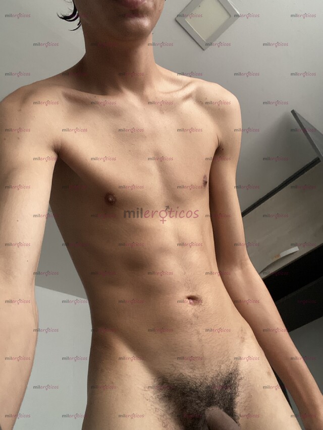 FOTOS DE POLLO JOVEN HETEROSEXUAL, LO HAGO POR $$ PASIVAS HABLEN LES DOY LECHE