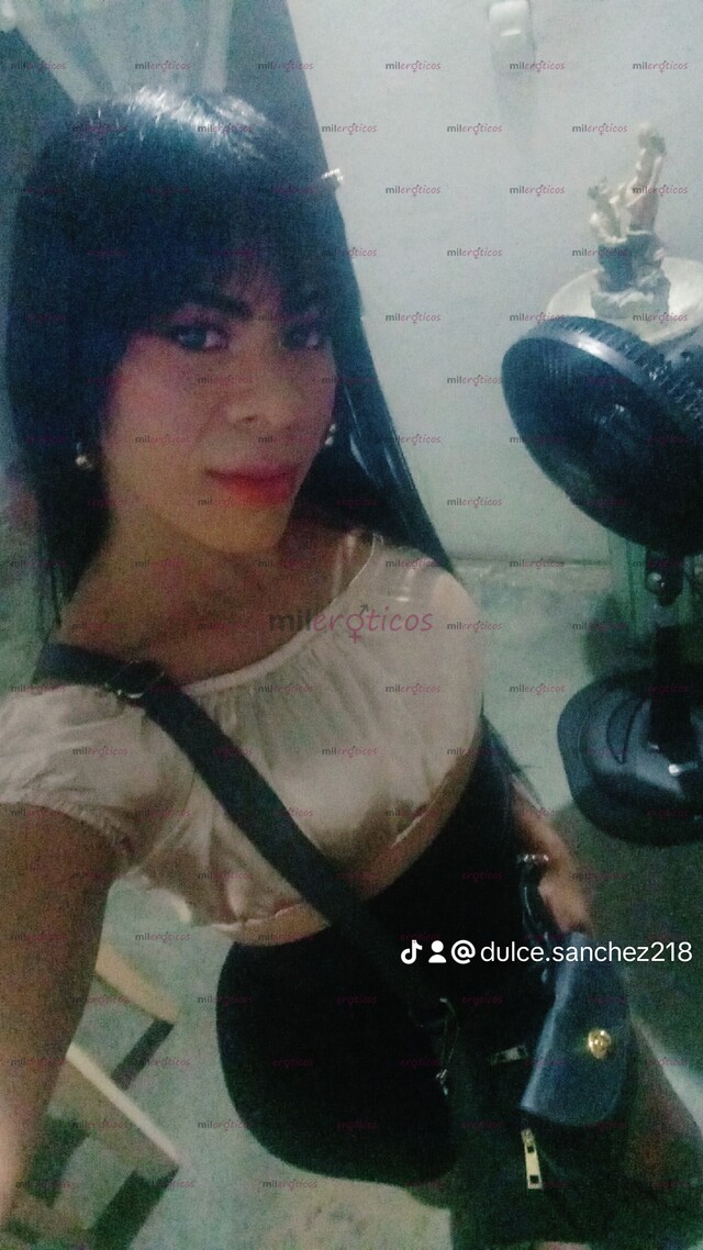 FOTOS DE SEXY MORENA FOGOSA COMPLACIENTE 22CMS DE PLACER PARA COMPLACERTE