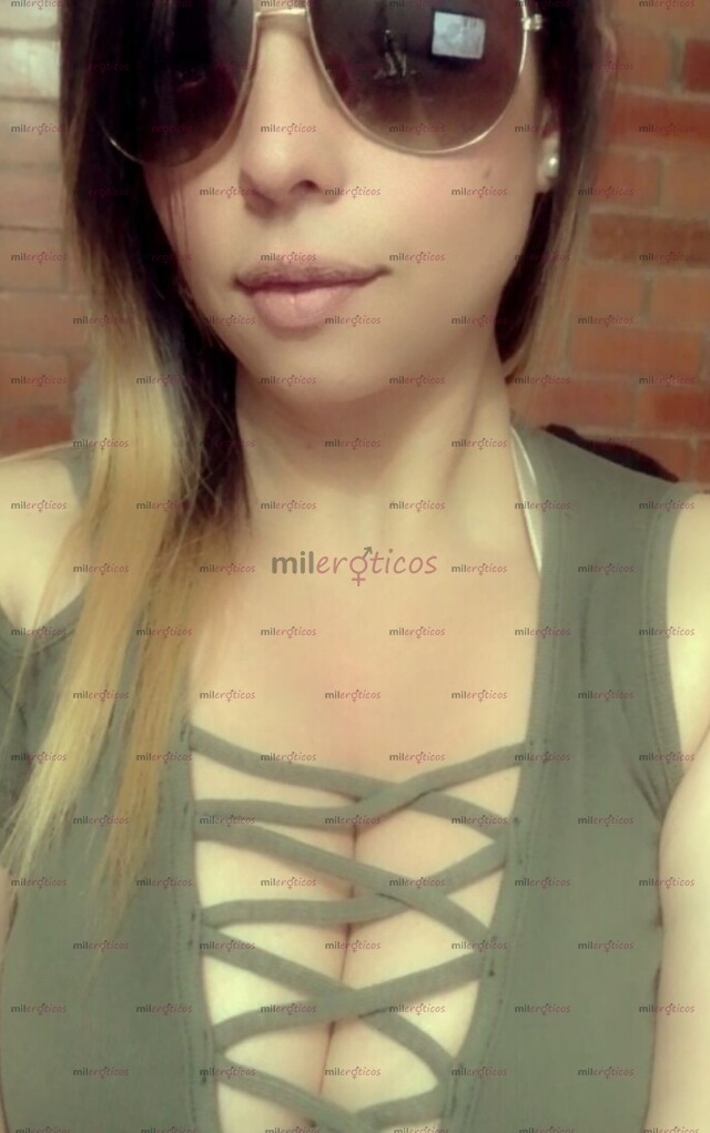 FOTOS DE TU PUTITA BISEXUAL ROLITA GARGANTA PROFUNDA.