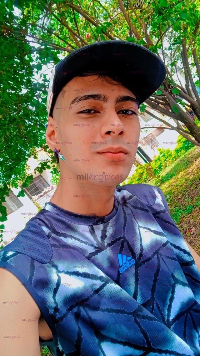 FOTOS DE 22 AÑOS CHICO DELGADO ARRECHO Y COMPLACIENTE 19 CM, 100% VERSÁTIL...