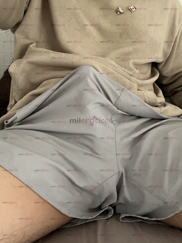 FOTOS DE JOVEN VIGOROSO HETEROSEXUAL LISTO PARA DARTE.