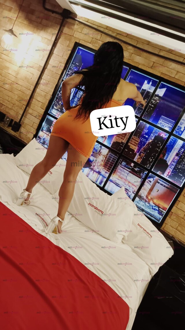 FOTOS DE AMORES SOY NUEVA EN EL AMBIENTE UNA NENA BIEN SEXOSA Y COMPLACIENTE