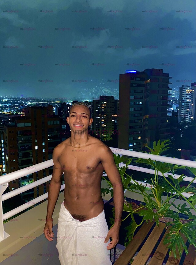 FOTOS DE NEGRO COSTEÑO CALIENTE DE 19 CM VERSÁTIL NALGÓN