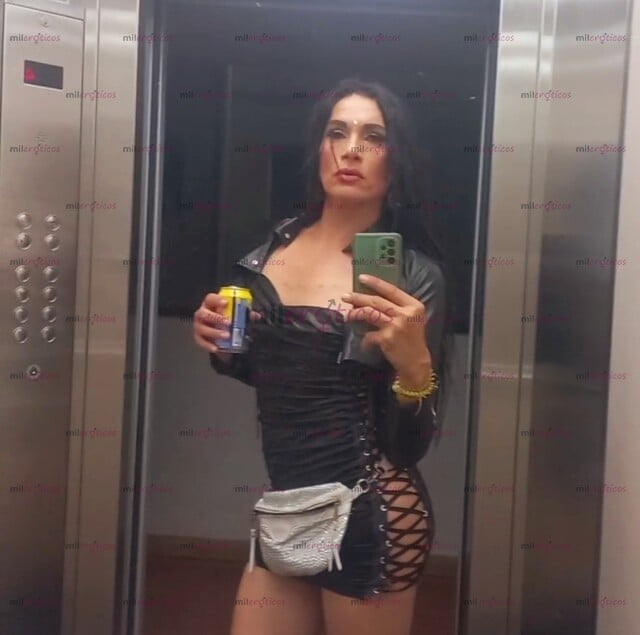 FOTOS DE DOMINA BELLA INSACIABLE PERRA NINFOMANA CON RICA VERGA PARA TI Y TUS PLACERES