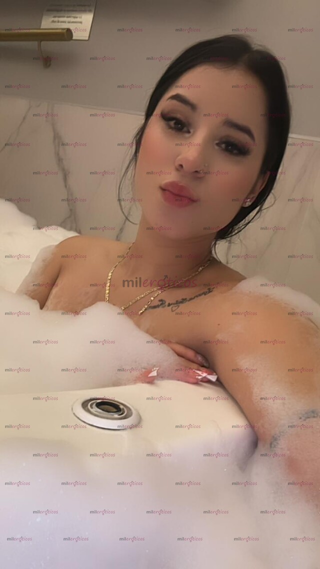 FOTOS DE CHIQUITA LISTA PARA TI Y PARA PASAR UN MOMENTO DELICIOSO PAPASITO