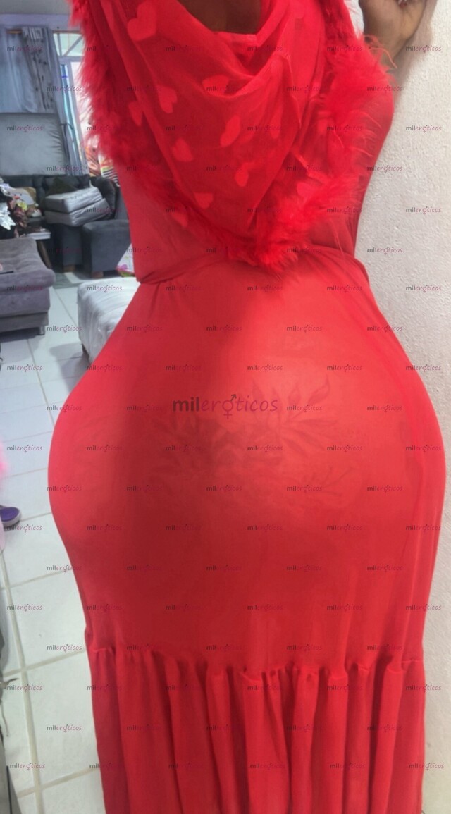 FOTOS DE SI QUIERES UN BUEN SERVICIO VEN TE OFREZCO EL MEJOR DOY UN BUEN BESO NEGRO