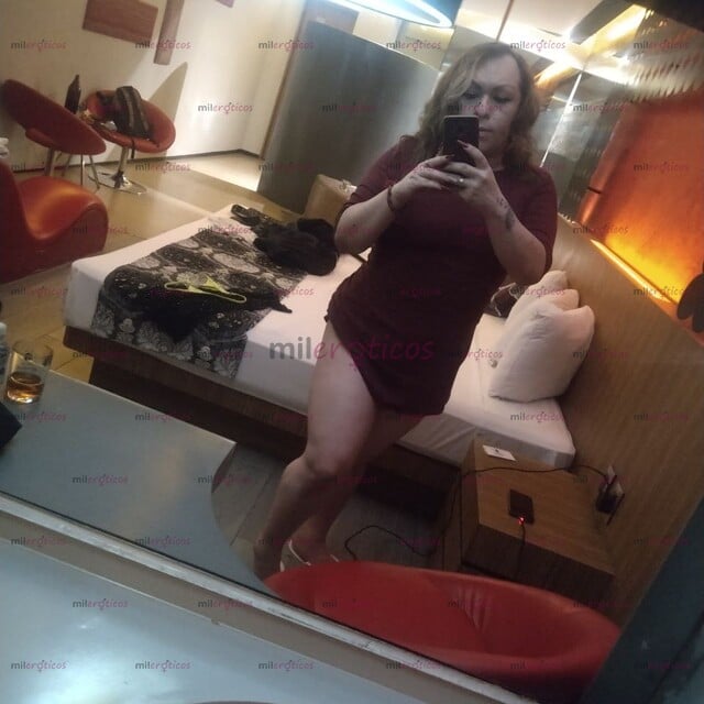 FOTOS DE RUBIA SUMISA MUY FEMENINA SUPER CALIENTE Y COMPLACIENTE AMARAS MI BOQUITA PAPI