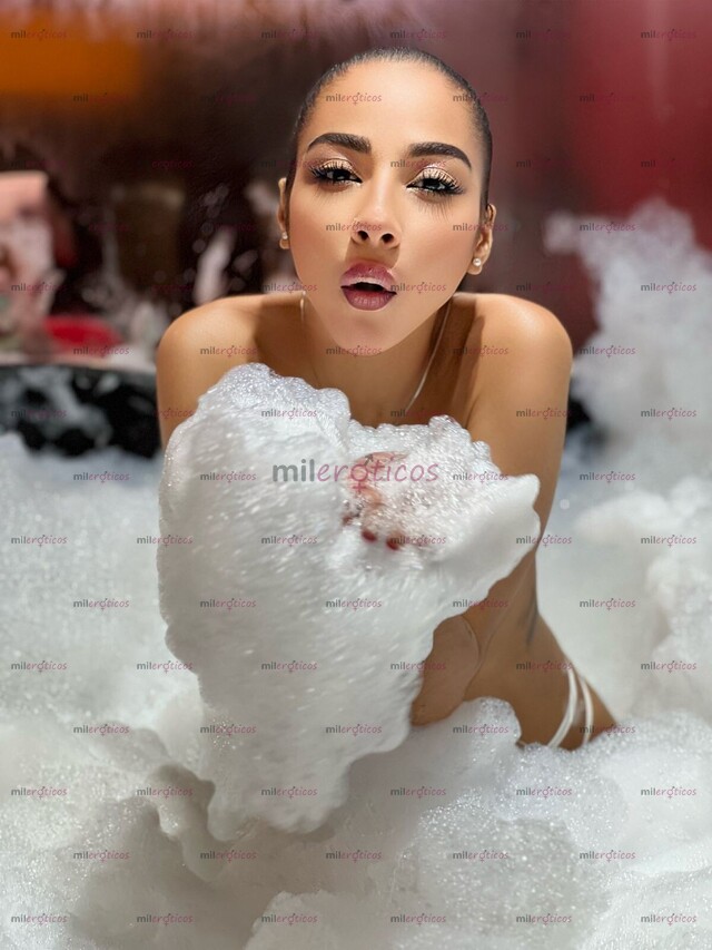 FOTOS DE MORENA HERMOSA ÚNICA Y COMPLACIENTE, SOLO PLACER TENGO PARA DARTE.