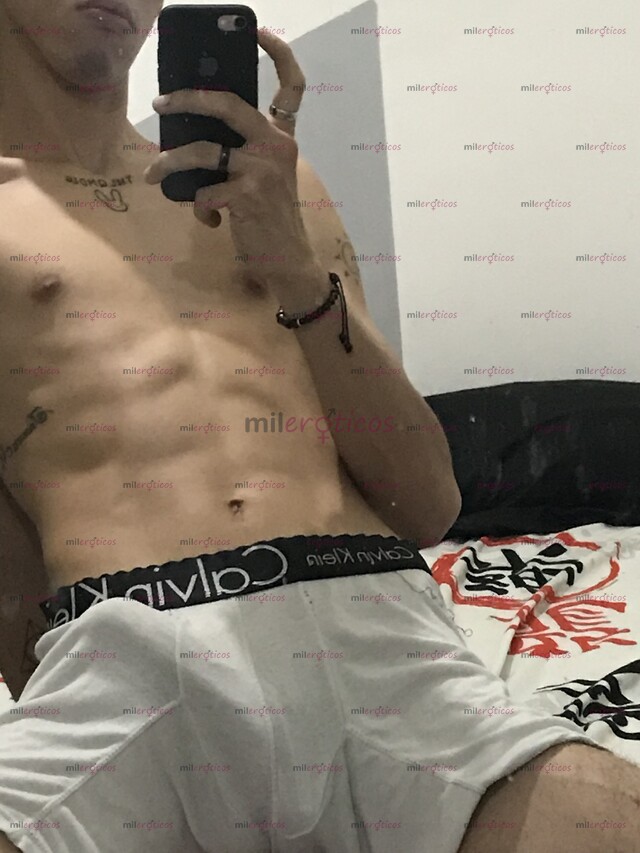 FOTOS DE POLLITO VERGON DELGADO CON GANAS MORBO Y MUCHO SEXO