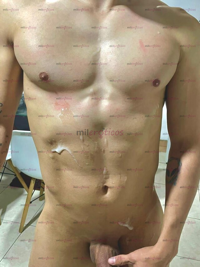 FOTOS DE TOMAS, MAN CALIENTE Y MORBOSO, MUY COMPLACIENTE!