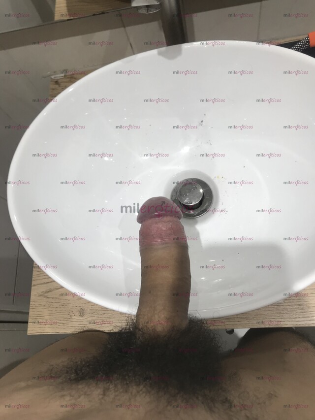 FOTOS DE POLLITO VERGON DELGADO CON GANAS MORBO Y MUCHO SEXO