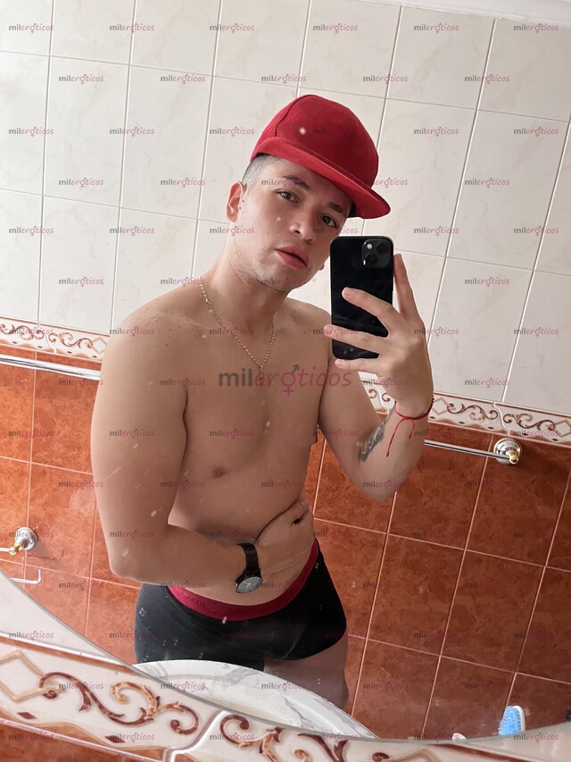 FOTOS DE POLLO LECHERO CON FULL GANAS APARTAMENTO PRIVADO