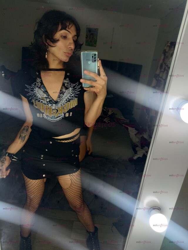 FOTOS DE CHICA TRANS CON GANAS DE PASAR UN RICO TIEMPO