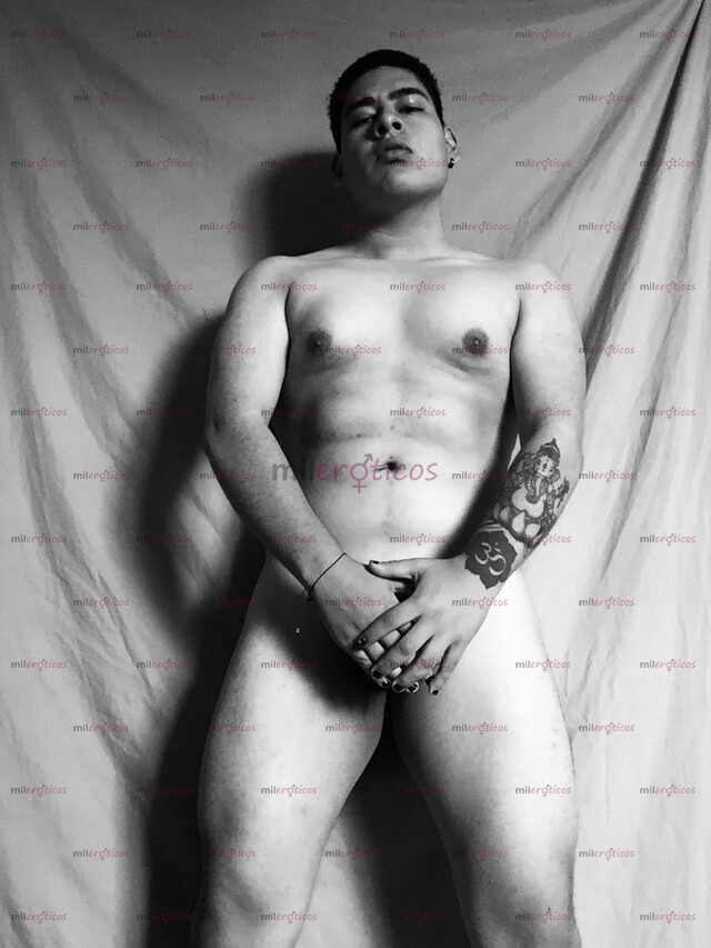 FOTOS DE JOVEN 21 AÑOS LIMPIO EDUCADO Y COMPLACIENTE