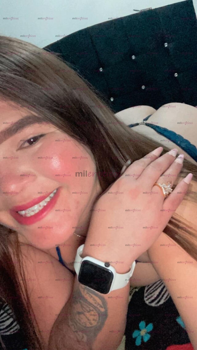 FOTOS DE HERMOSA Y ARDIENTE VENZOLANA BLANQUITA RELLENITA Y COMPLACIENTE