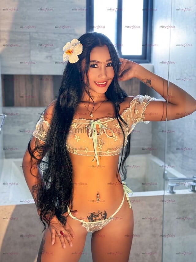 FOTOS DE CANDENTE MORENA, SERÉ TU PUTITA FAVORITA PAPI LLÁMAME