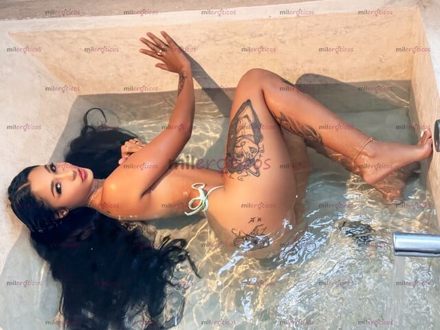 FOTOS DE CANDENTE MORENA, SERÉ TU PUTITA FAVORITA PAPI LLÁMAME