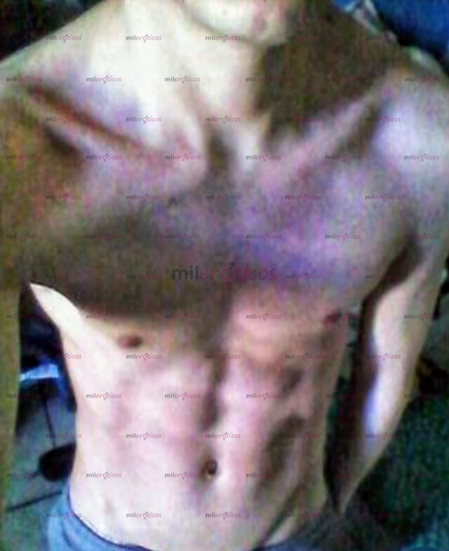 FOTOS DE JOVEN ATRACTIVO VIGOROSO CUERPO ATLÉTICO MARCADO VERGON SOLO PARA MUJERES