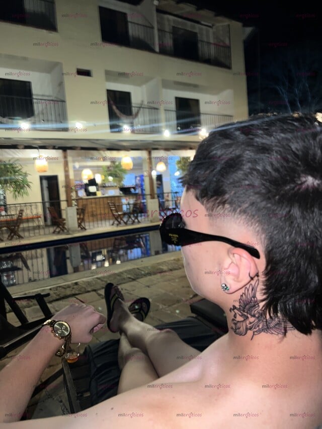 FOTOS DE POLLO PAISA HETERO BLANCO TATUADO DE 1.90 FULL MORBOSO POR POCOS DÍAS