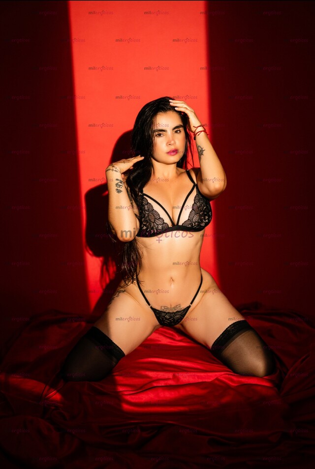 FOTOS DE JUANA ARDIENTE Y SENSUAL COLOMBIANA SERE TU MEJOR COMPAÑÍA