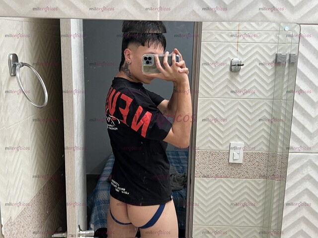 FOTOS DE HETERO TATUADO POLLO DE 1.90 NUEVO EN LA CIUDAD MENTE ABIERTA