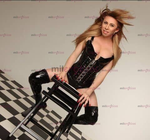 FOTOS DE HOLA SOY LORENA UNA CHICA TRAS MUY COMPLACIENTE