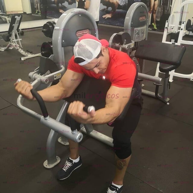 FOTOS DE HOLA SOY MANUEL CHICO DEPORTISTA Y PROFESIONAL Y ESTOY AQUÍ PARA PASARLA BIEN