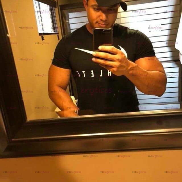 FOTOS DE HOLA SOY MANUEL CHICO DEPORTISTA Y PROFESIONAL Y ESTOY AQUÍ PARA PASARLA BIEN