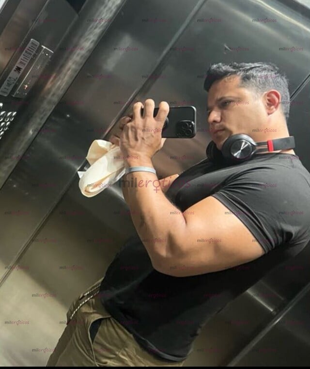 FOTOS DE HOLA SOY MANUEL CHICO DEPORTISTA Y PROFESIONAL Y ESTOY AQUÍ PARA PASARLA BIEN