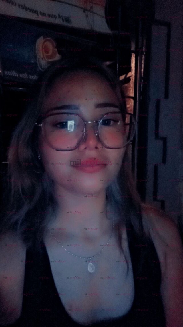 FOTOS DE LUNA LINDA CHICA LIMPIA DISCRETA DELGADA DISPONIBLE 24 7