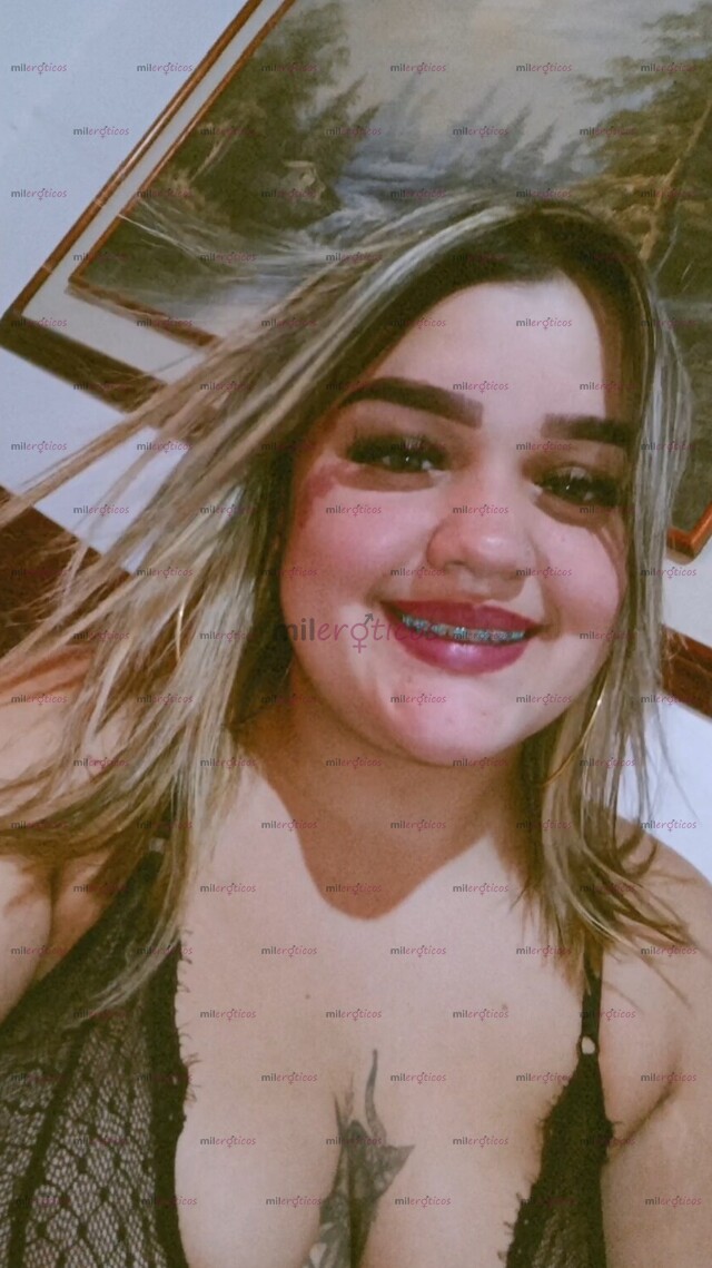 FOTOS DE UNA CUQUITA APRETADITA ROSADITA ..... DEPILADITA 19 AÑOS BELLA COLOMBIANA