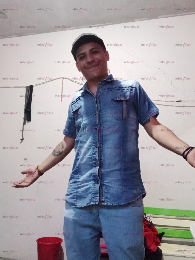 FOTOS DE HOLA SOY UN CHICO DE 30 NUEVO EN EL AMBIENTE PERO CON GANAS DE COMPLACERTE