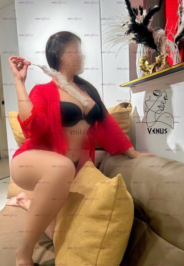 FOTOS DE CAMILA HERMOSA PELINEGRA DESPAMPANANTE DE PIES A CABEZA ... 15