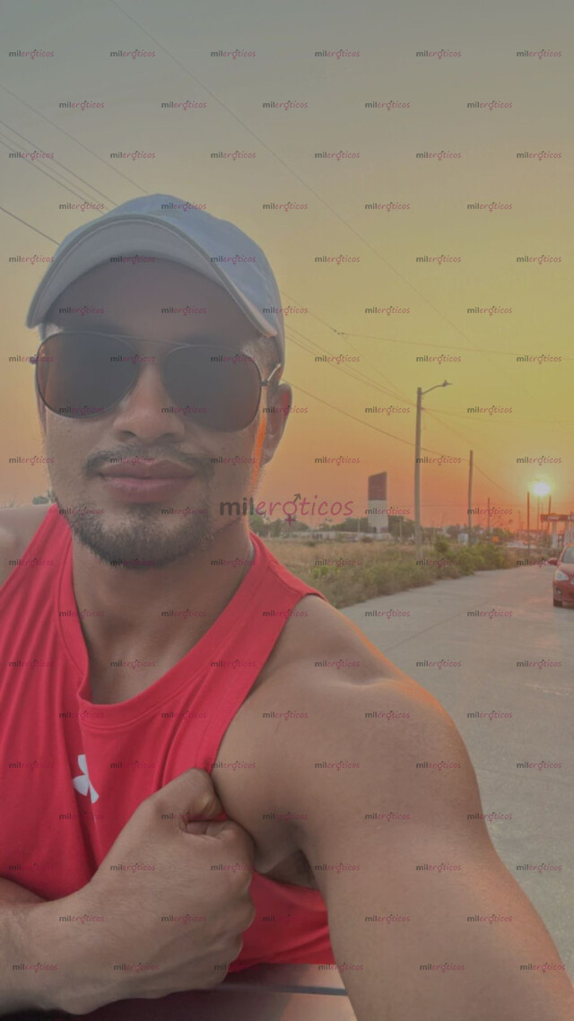 FOTOS DE CHICO GUAPO, ATLÉTICO, VARONIL Y MUY CALIENTE. 9612816911