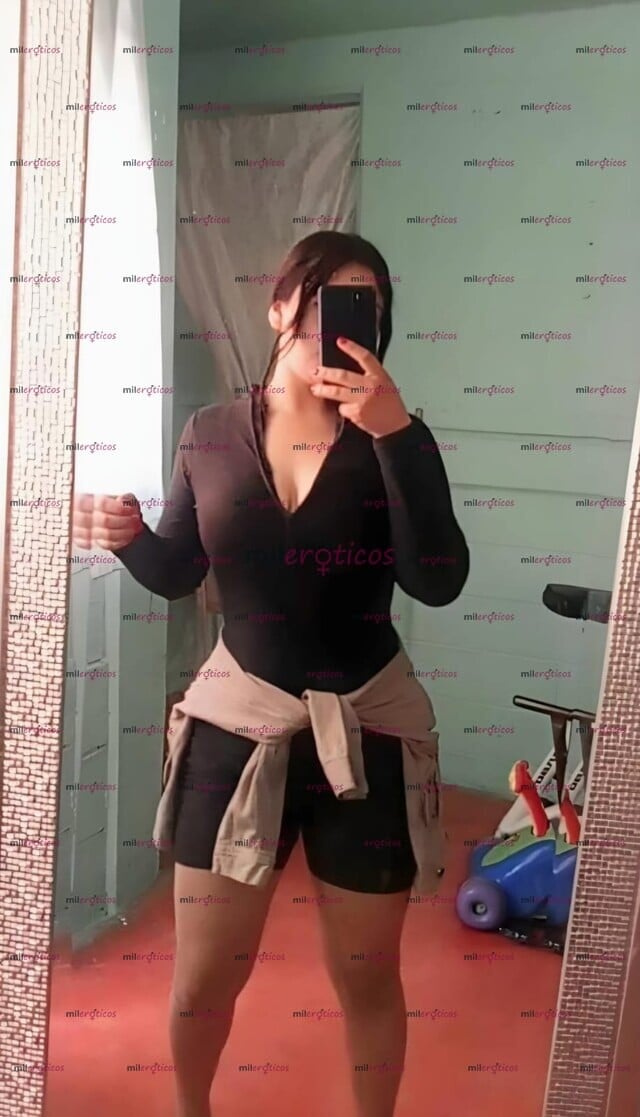 FOTOS DE ABIGAIL CACHONDA, NALGONA Y DESEOSA DE TENER SEXO INTENSO AMOR