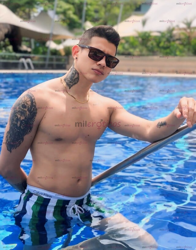 FOTOS DE 21CM DE PLACER . RECIÉN LLEGADO A LA CUIDAD