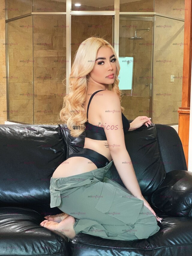 FOTOS DE CHICA RUBIA QUE TE AYUDARA EN TUS EVENTOS ESPECIALES