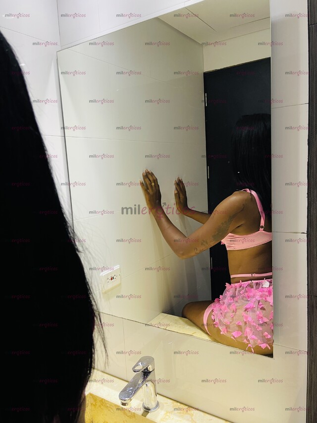 FOTOS DE POR POCOS DÍAS CHICA TRANS ISLEÑA DISPUESTA COMPLACERTE DESPERTAR PRINCIPIANTES