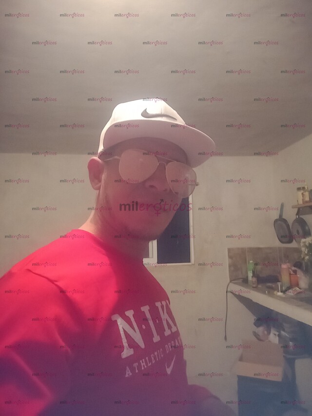 FOTOS DE SOY DILAN CACHONDO Y BIEN CALIENTE EN LA CAMA SOLO MUJERES DE CUALQUIER EDAD