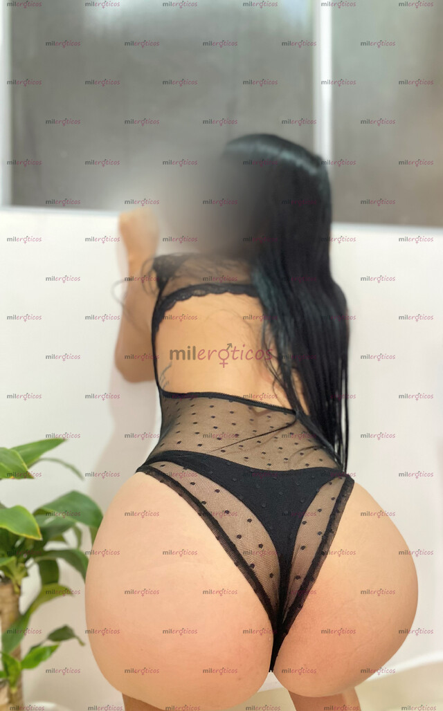 FOTOS DE LA MÁS COMPLACIENTE CON BESOS TRATO VERDADERO DE NOVIOS