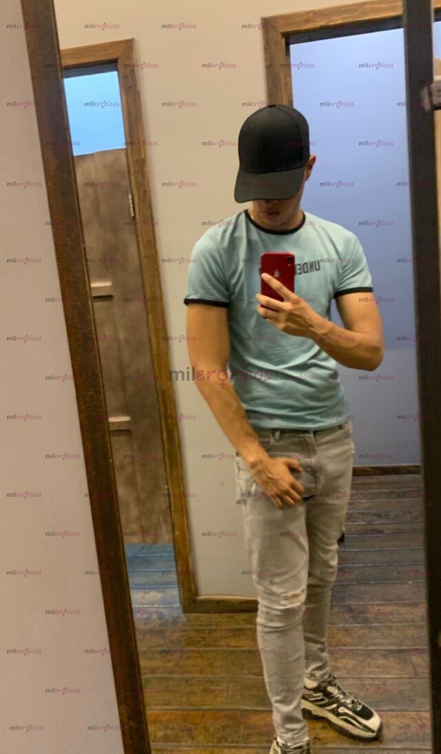 FOTOS DE CHAKAL PASIVO NALGON GUAPO Y 19 CM VENOSA