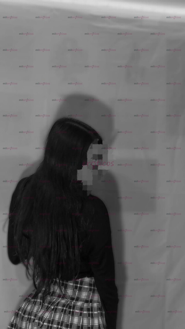 FOTOS DE JOVENCITA JUGUETONA CALIENTE ANSIOSA POR TI BEBE