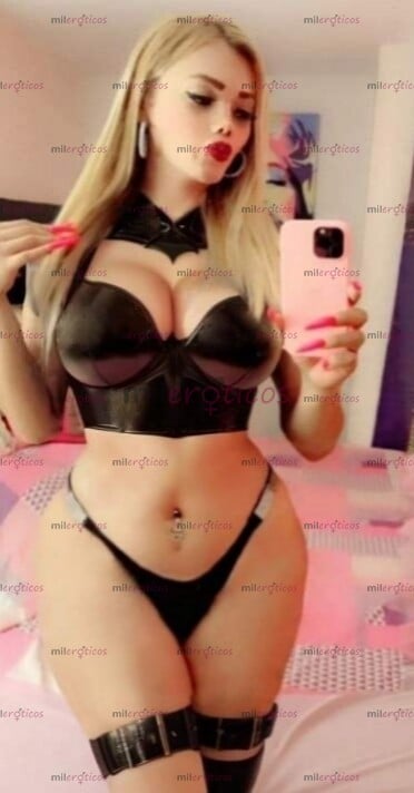FOTOS DE OJO!! POCOS DÍAS LA DIOSA DEL SEXO MUY CALIENTE Y DOTADA LA MEJOR BESO NEGRO
