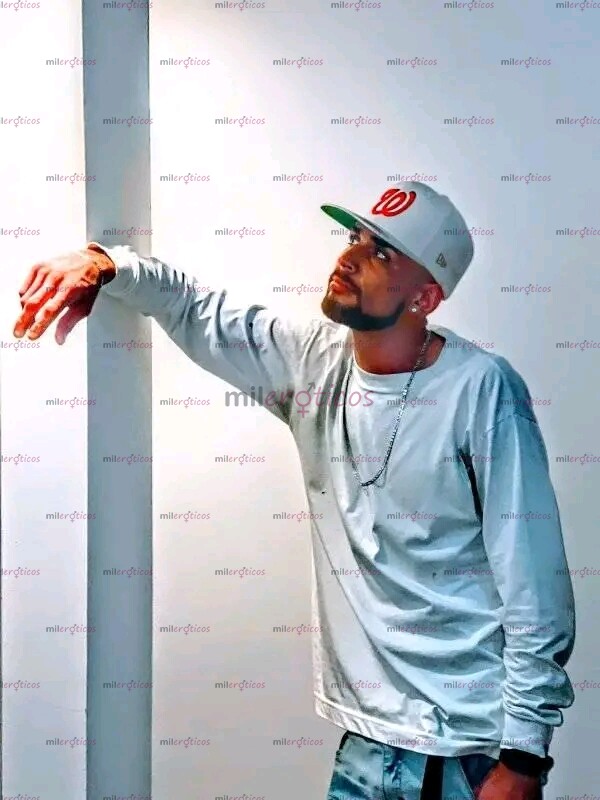 FOTOS DE DELICIOSO PENE DE 23 CM TIEMPO ILIMITADO ALTO Y GUAPO