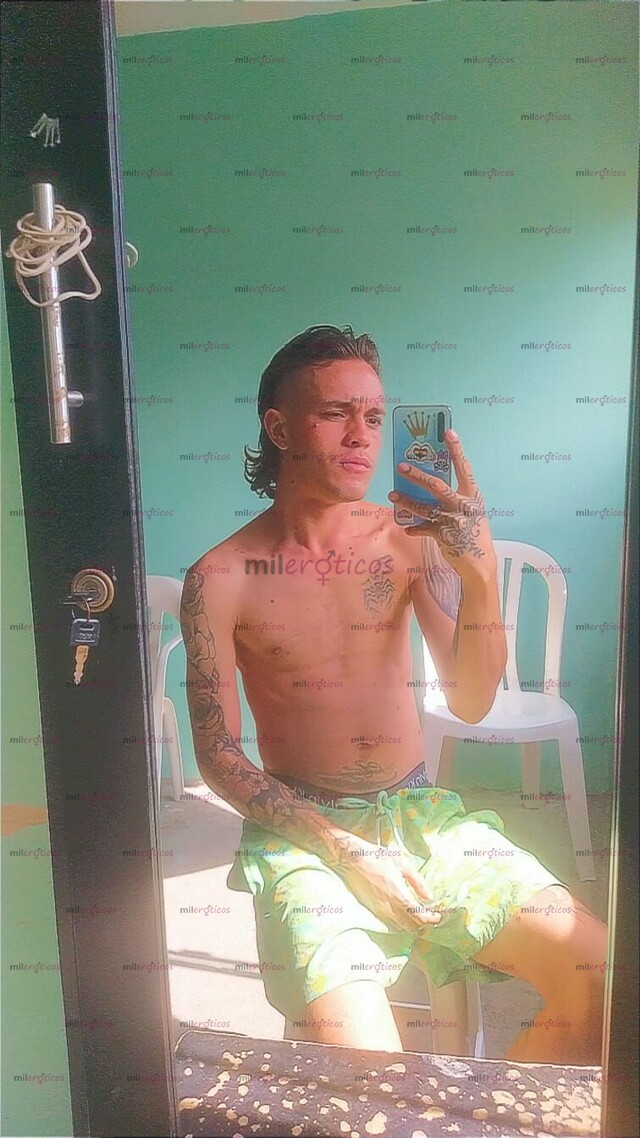 FOTOS DE MEN VERSATIL DE ENVIGADO, PINTA, ASEADO Y COMPLACIENTE