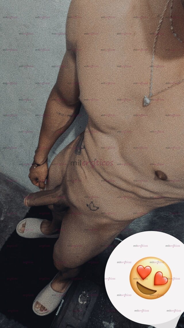 FOTOS DE ERIK , CHICO FITNESS ,DOTADO .19 AÑOS, TATUADO Y CALIENTE