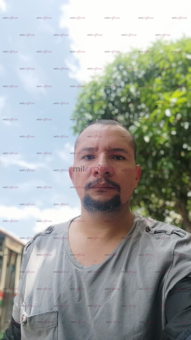 FOTOS DE CALMADO, RELAJADO, DURO MUCHO EN LA CAMA HASTA 8 HORAS DURMIENDO