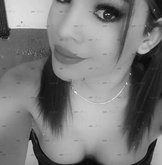 FOTOS DE LAYLA TU NIÑA FEMENINA TIERNA COMPLACIENTE