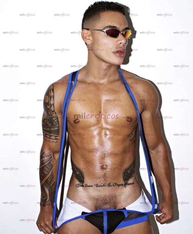 FOTOS DE ACTOR PORNO MUY CALIENTE DISPUESTO A COMPLACERTE EN TUS FANTASÍAS